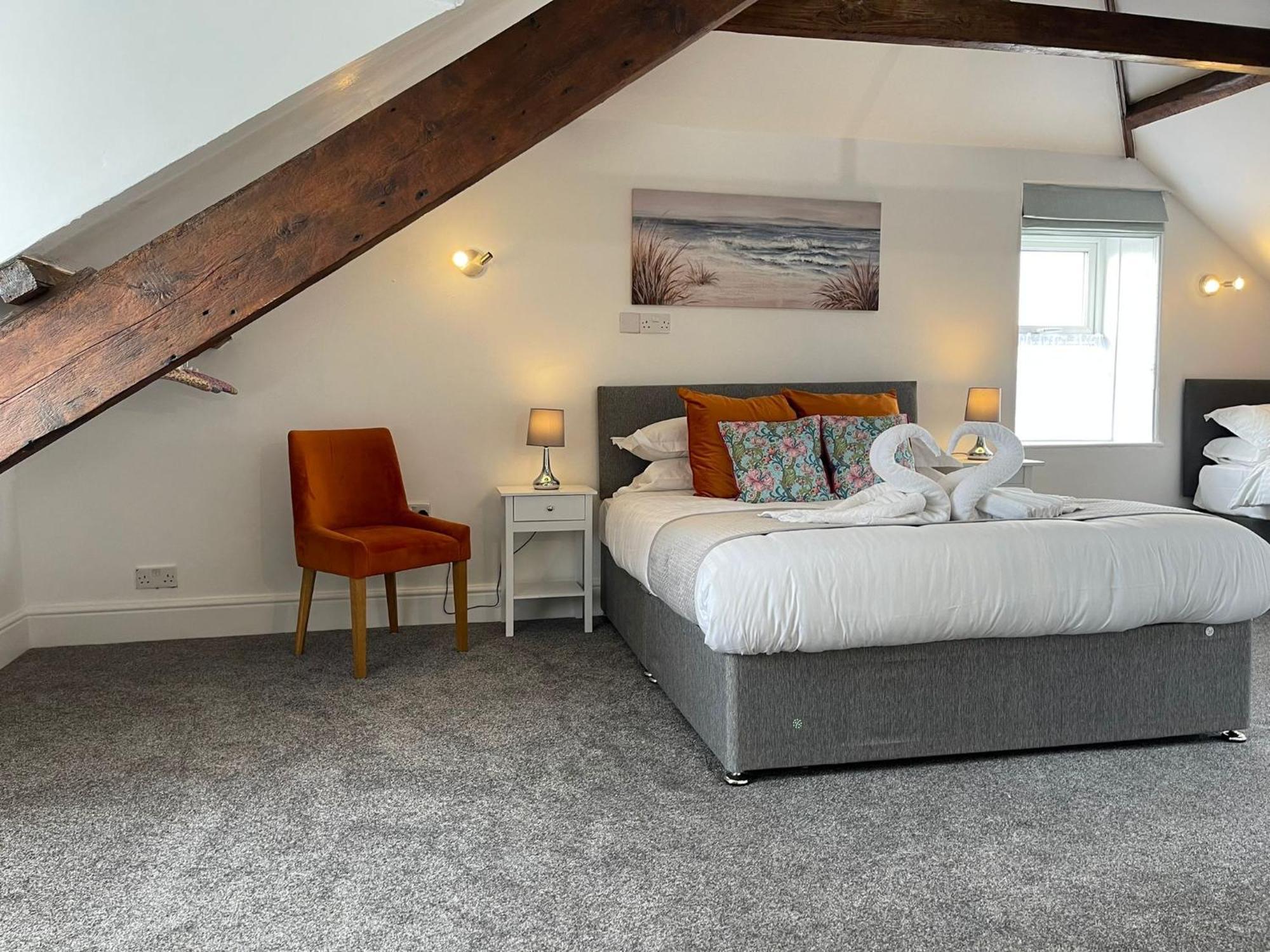 Tintagel Arms Bed And Breakfast Exterior photo