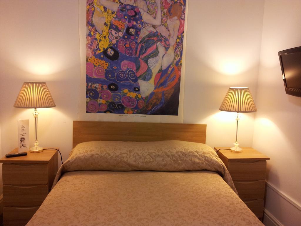 Tintagel Arms Bed And Breakfast Room photo